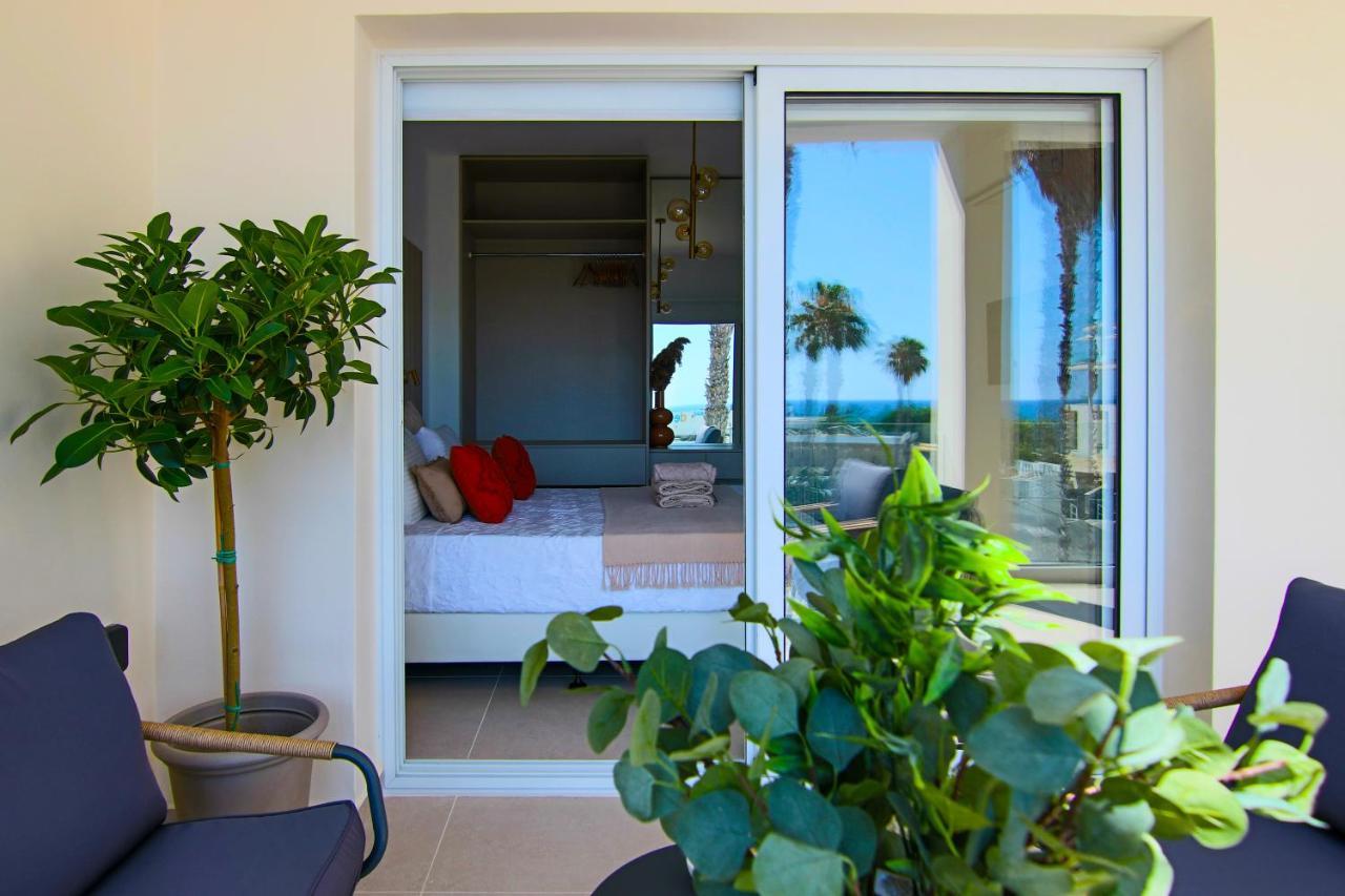 Apartament Phaedrus Living: Seaview Luxury Flat Limnaria 151 *
